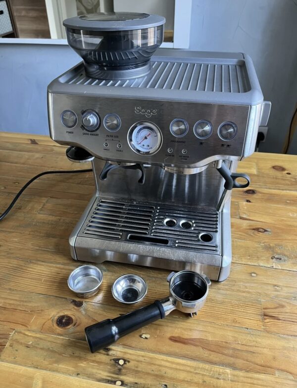 Sage Barista Express Coffee Machine Silver - Refurbished - Image 3